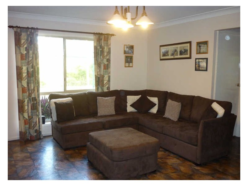 29 Kirkston Place, Pine Mountain QLD 4306