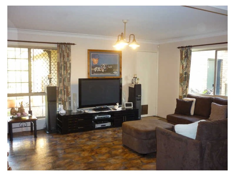 29 Kirkston Place, Pine Mountain QLD 4306