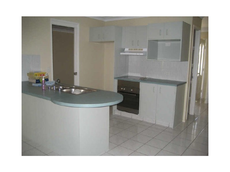 32 Victory Street, Raceview QLD 4305