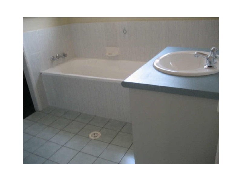 32 Victory Street, Raceview QLD 4305