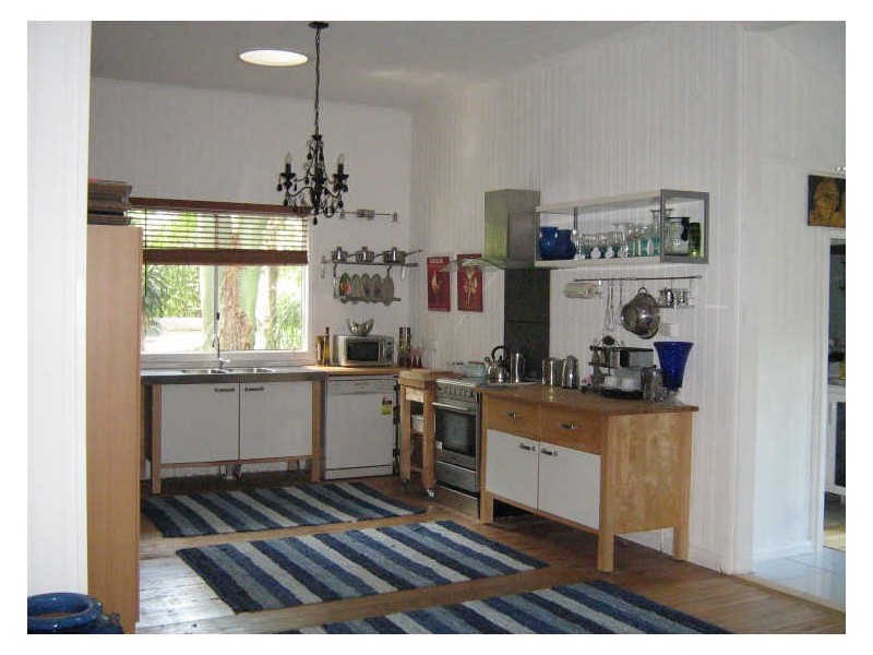 2A Ferguson Street, North Ipswich QLD 4305