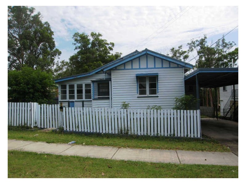 29 Hayes Street, Brassall QLD 4305