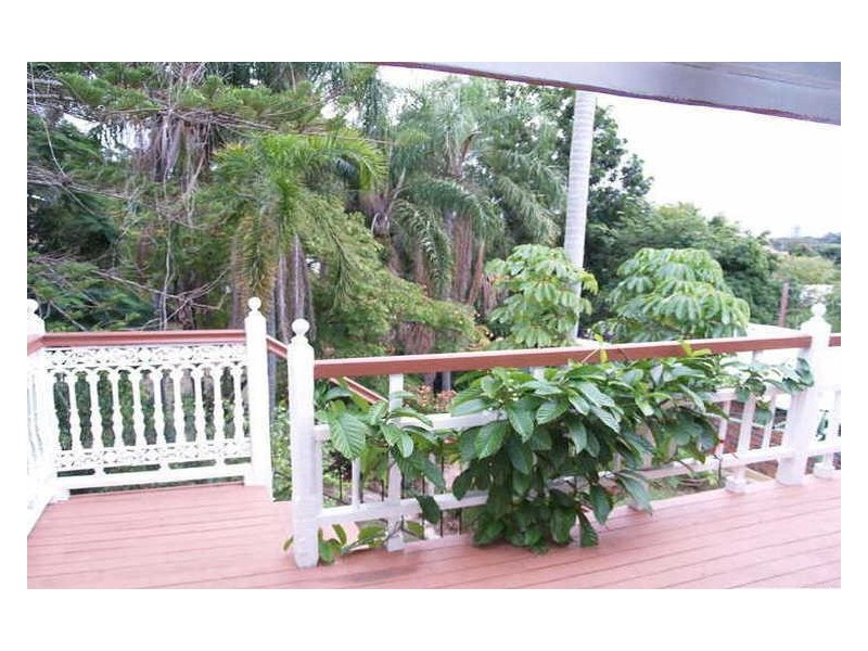 17 Murphy Street, Ipswich QLD 4305