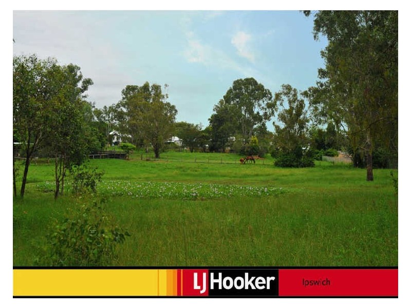 12 Queen Street, Blackstone QLD 4304