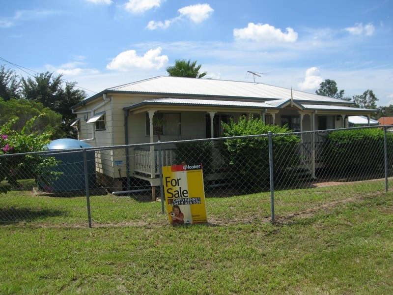 2 Hanworth Court, Yamanto QLD 4305