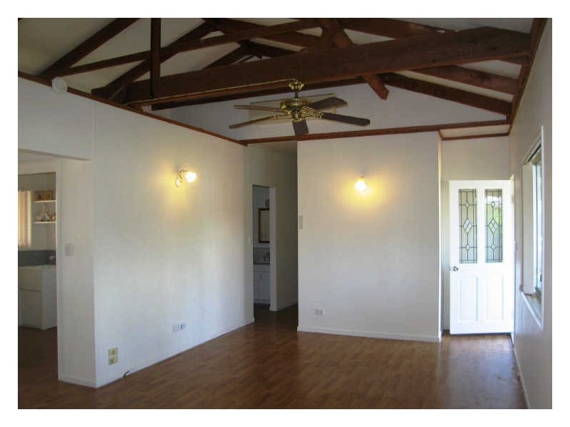 2 Hanworth Court, Yamanto QLD 4305