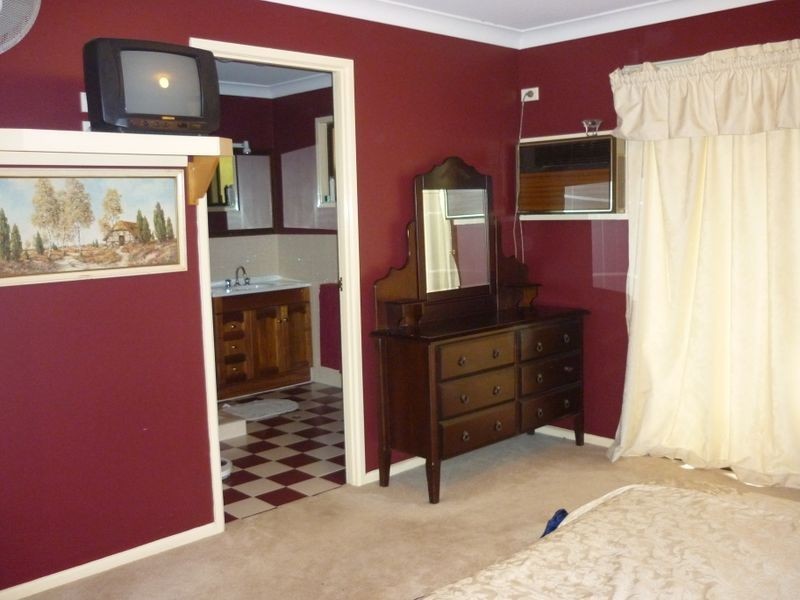 398 Walloon-Amberley Road, Walloon QLD 4306