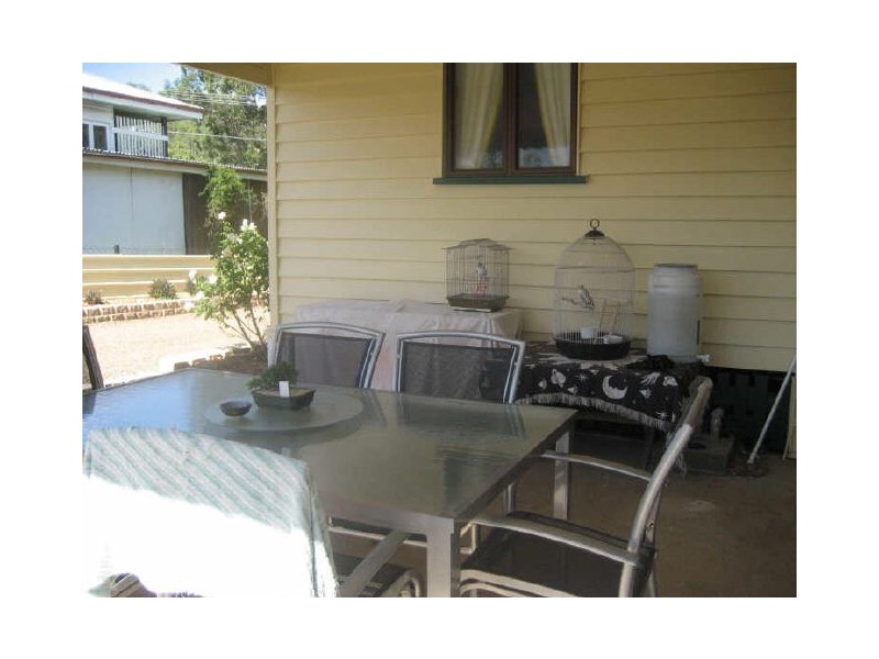 14 Kerton Street, Brassall QLD 4305