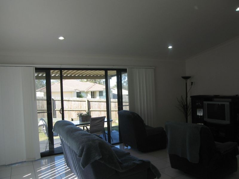 1 Josh Court, Flinders View QLD 4305