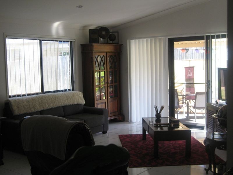 9 Josh Court, Flinders View QLD 4305