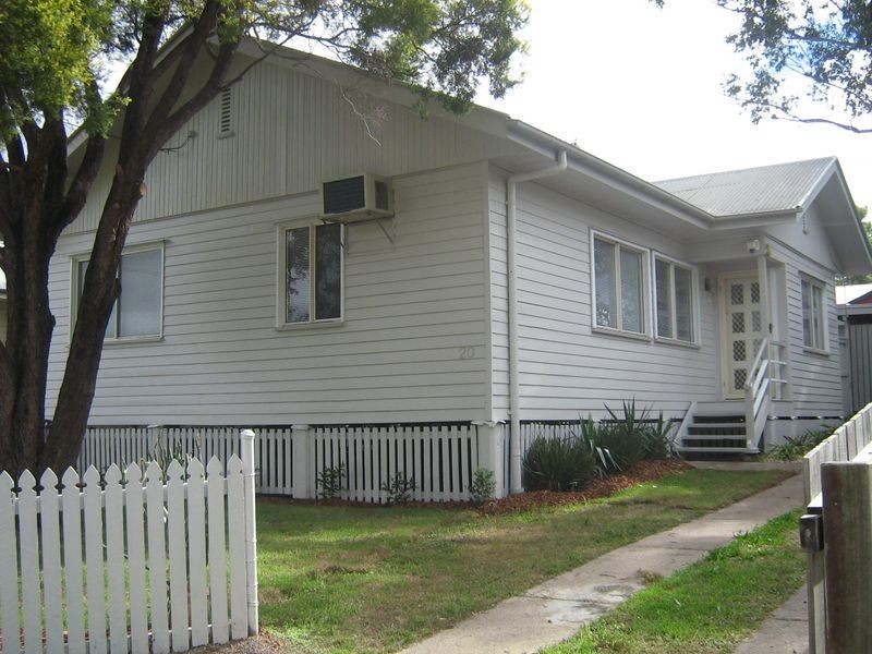 20 Coleman Street, Leichhardt QLD 4305