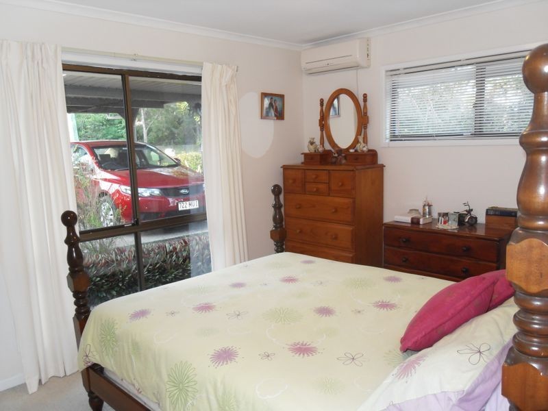 131 Riverside Avenue, Barellan Point QLD 4306