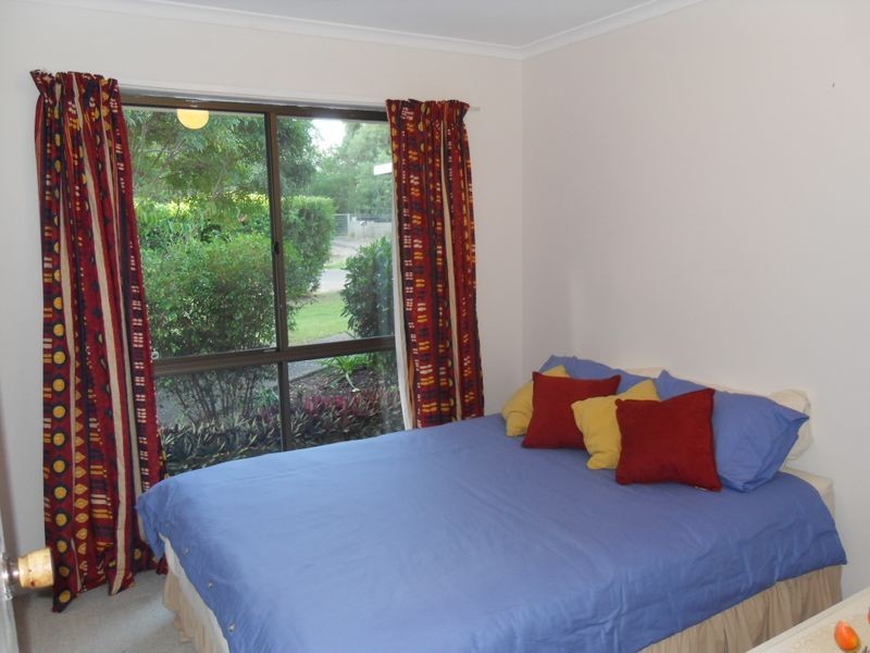 131 Riverside Avenue, Barellan Point QLD 4306