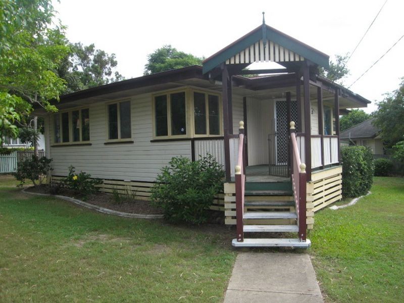 2 Baillieston Street, Leichhardt QLD 4305