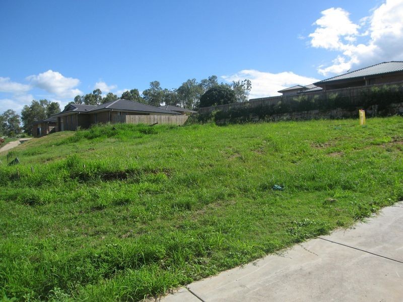 9 Armani Avenue, Wulkuraka QLD 4305
