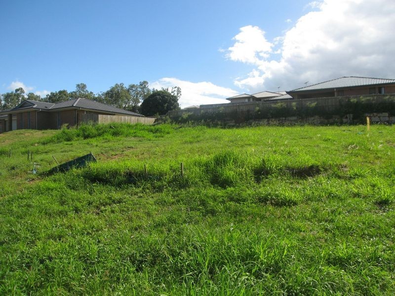 9 Armani Avenue, Wulkuraka QLD 4305