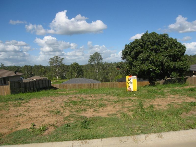 6 Dior Place, Wulkuraka QLD 4305