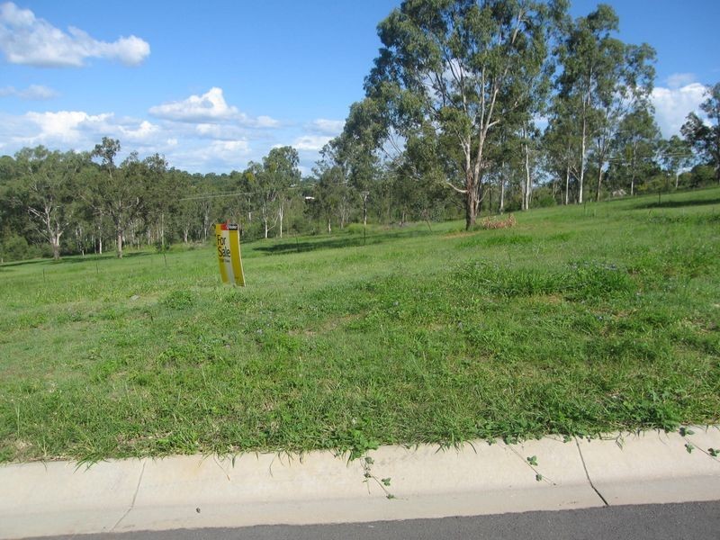 12 Dior Place, Wulkuraka QLD 4305