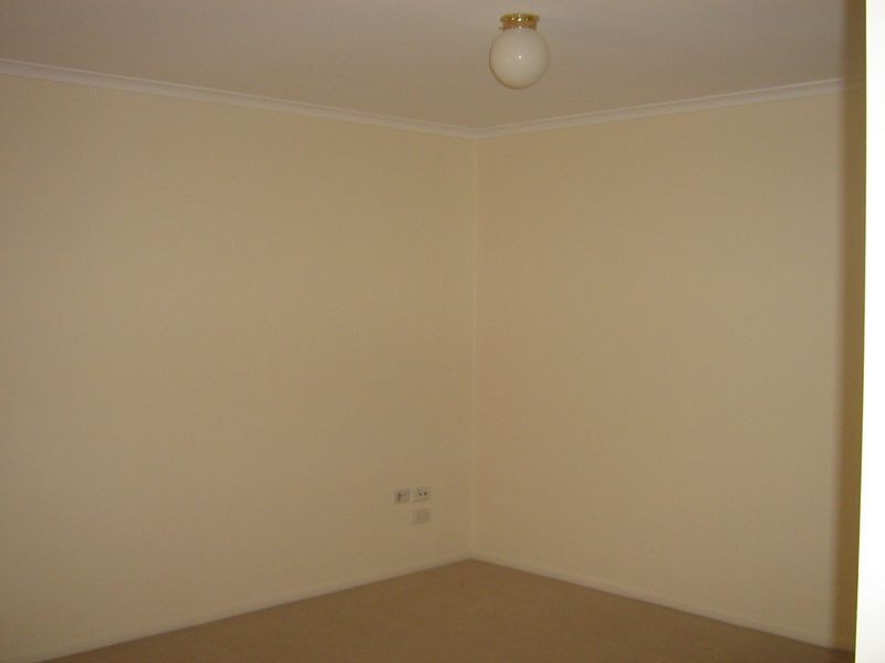 1/30 Cambridge Street, Silkstone QLD 4304