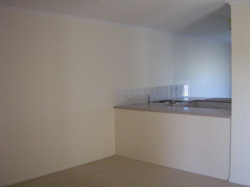 1/30 Cambridge Street, Silkstone QLD 4304