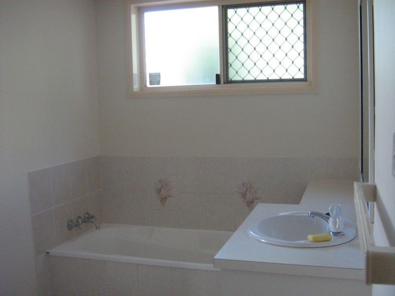 1/30 Cambridge Street, Silkstone QLD 4304