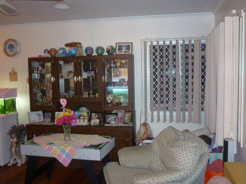 35 Flinders Drive, Leichhardt QLD 4305