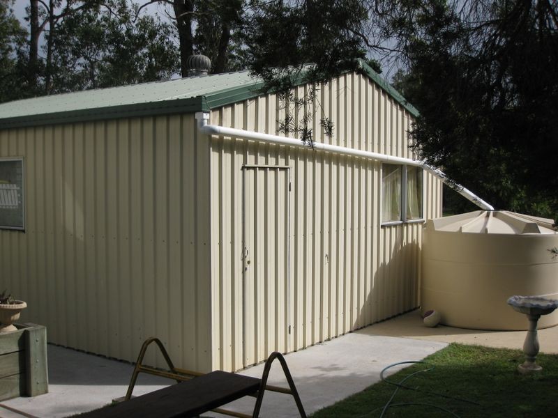 35 Flinders Drive, Leichhardt QLD 4305