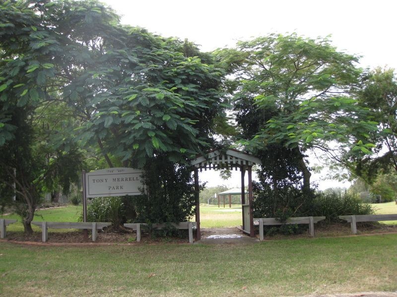 35 Flinders Drive, Leichhardt QLD 4305