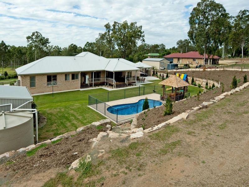 16 Junwood Court DEEBING HEIGHTS, Ipswich QLD 4305