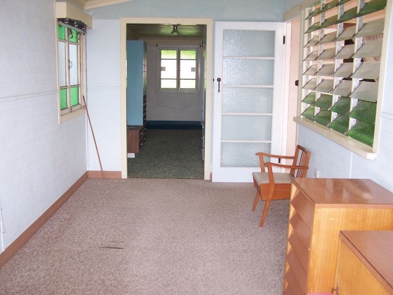 12 Galah Street, Churchill QLD 4305