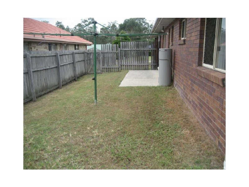 19 Arabian Close, Yamanto QLD 4305