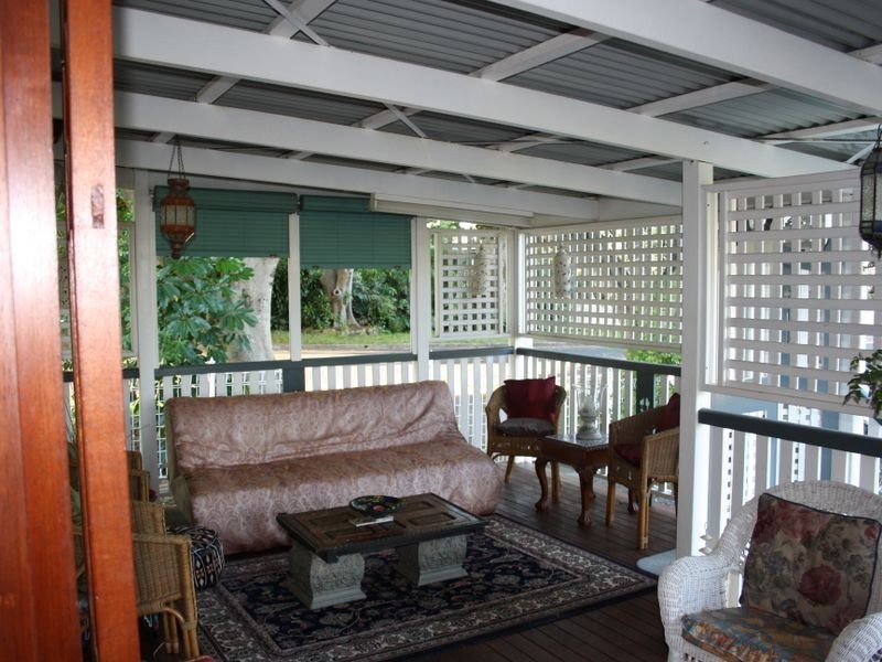 60 Whitehill Road, Eastern Heights QLD 4305