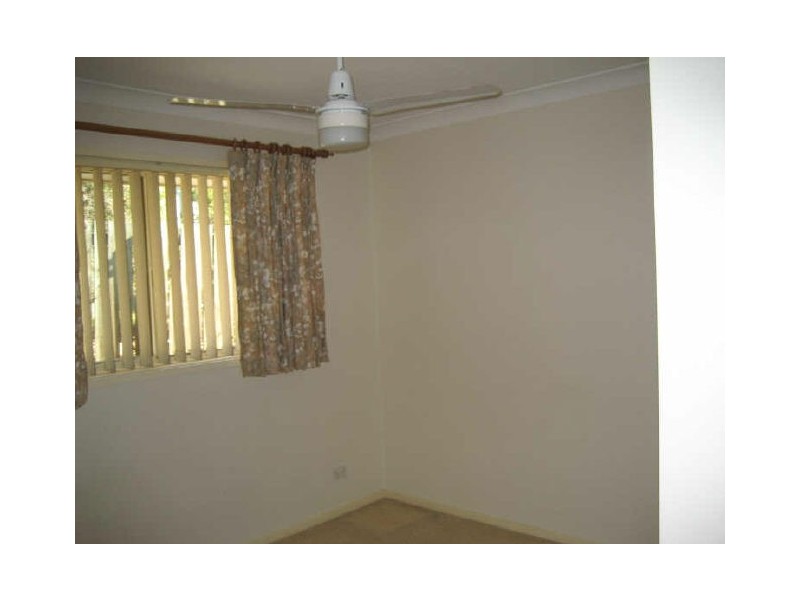 2/2 Cypress Street, Yamanto QLD 4305