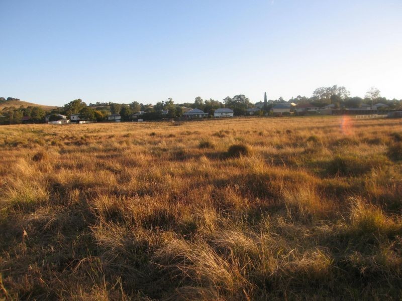 101 Lindemans Road, Lowood QLD 4311