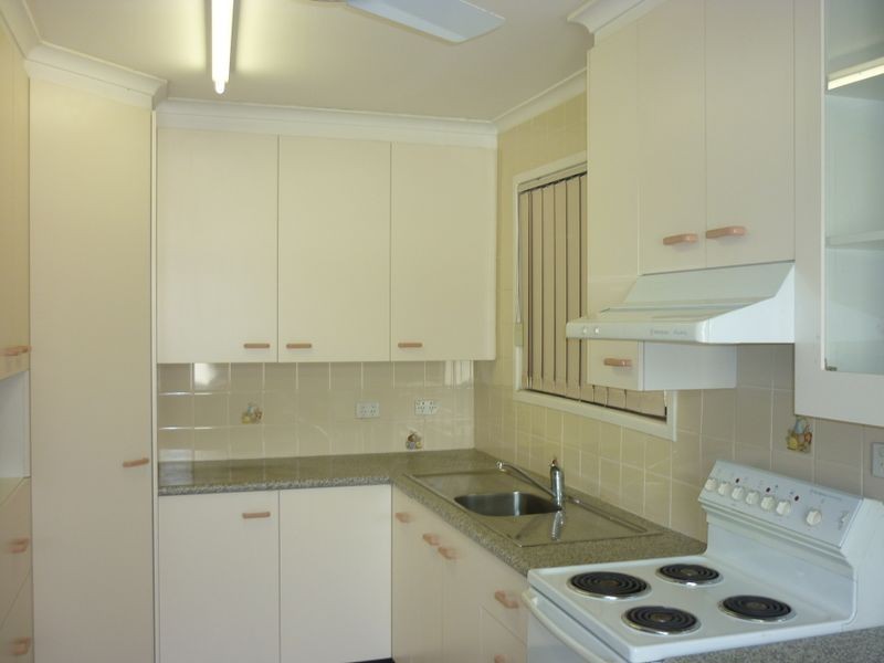 36 Briggs Road, Raceview QLD 4305