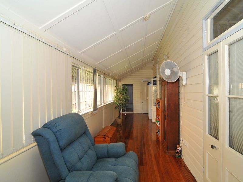 6 Limestone Street, Ipswich QLD 4305