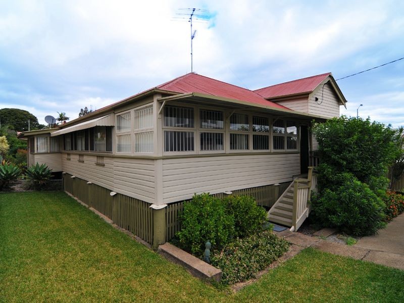 6 Limestone Street, Ipswich QLD 4305
