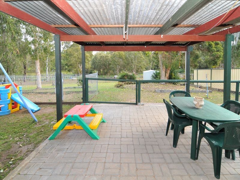 86 Phillip Crescent, Barellan Point QLD 4306