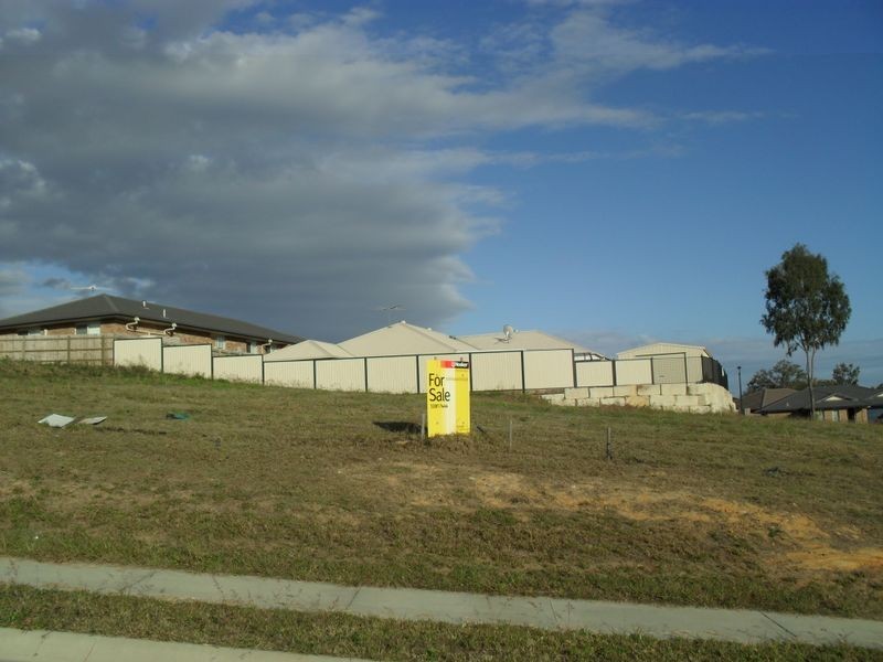 3 Dior Place, Wulkuraka QLD 4305