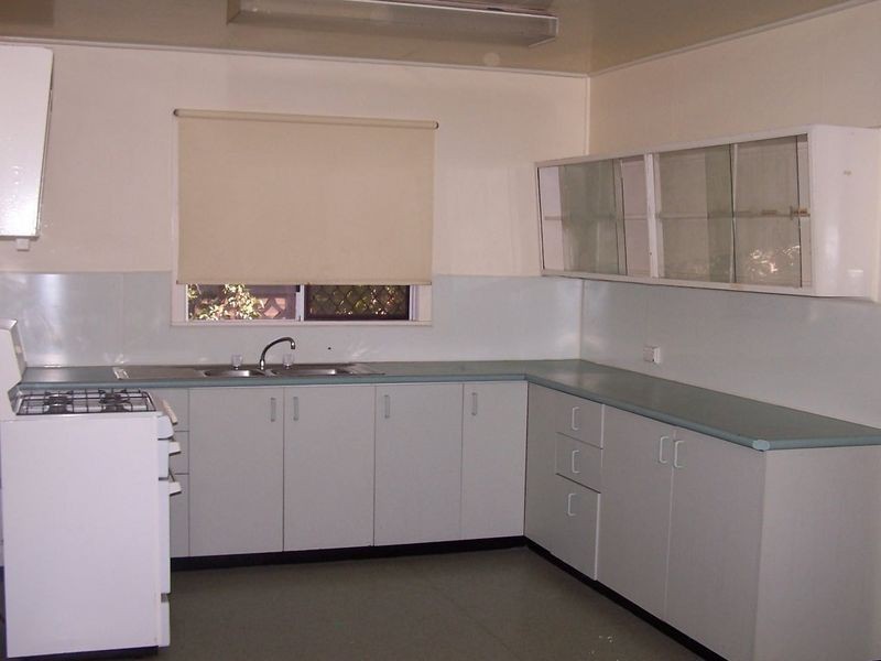 66 Samford Road, Leichhardt QLD 4305