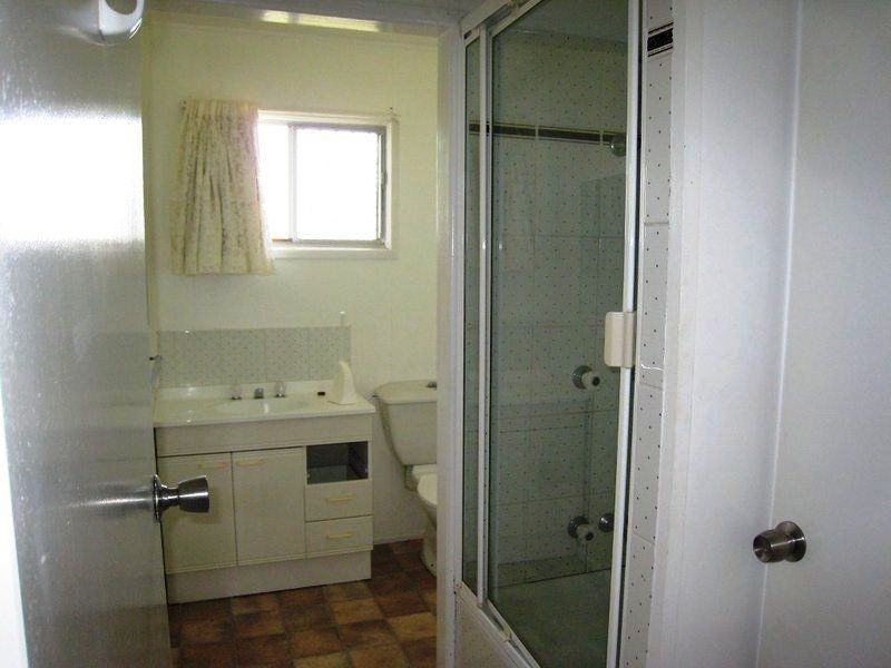 78 Cemetery Road, Eastern Heights QLD 4305