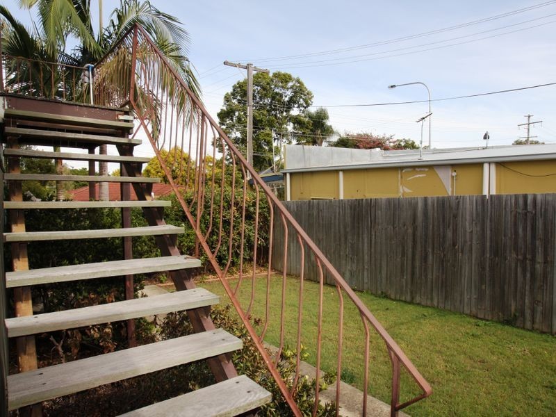 78 Cemetery Road, Eastern Heights QLD 4305