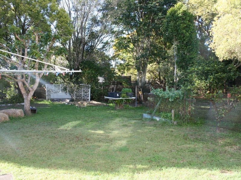 30 Mary Street, Flinders View QLD 4305