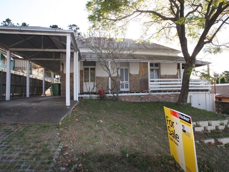 63 Ellenborough Street, Ipswich QLD 4305