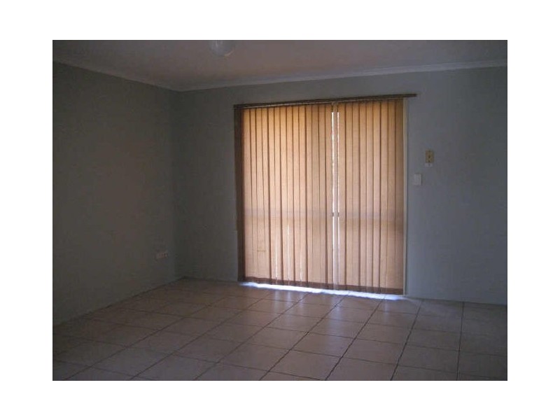 2/17 Sommerfield, Redbank Plains QLD 4301