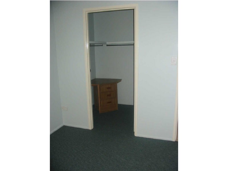 2/17 Sommerfield, Redbank Plains QLD 4301