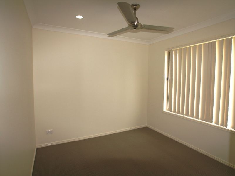 6 Tunstall Place, Brassall QLD 4305