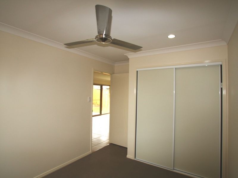 6 Tunstall Place, Brassall QLD 4305