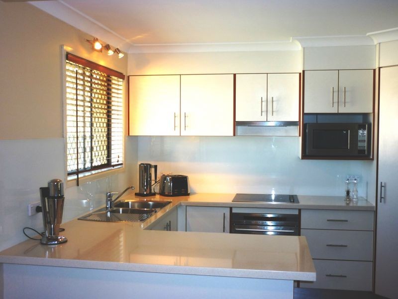 13 Olive Street, Raceview QLD 4305