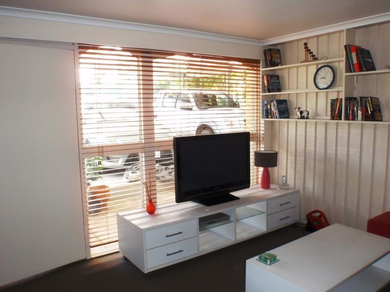 13 Olive Street, Raceview QLD 4305